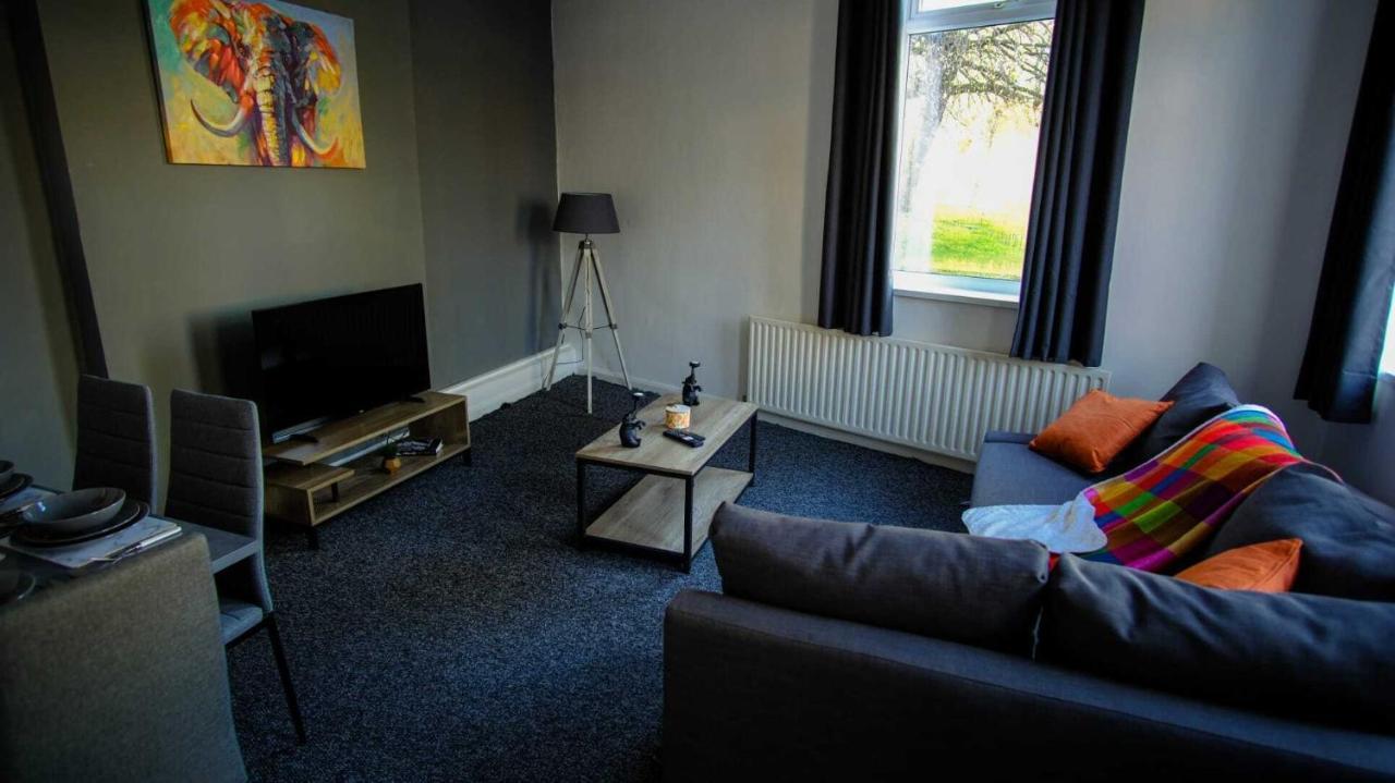 Large Ground Floor Apartment - South Shields - 3 Minutes From South Tyneside Hospital, 8 Minutes From Beach Экстерьер фото